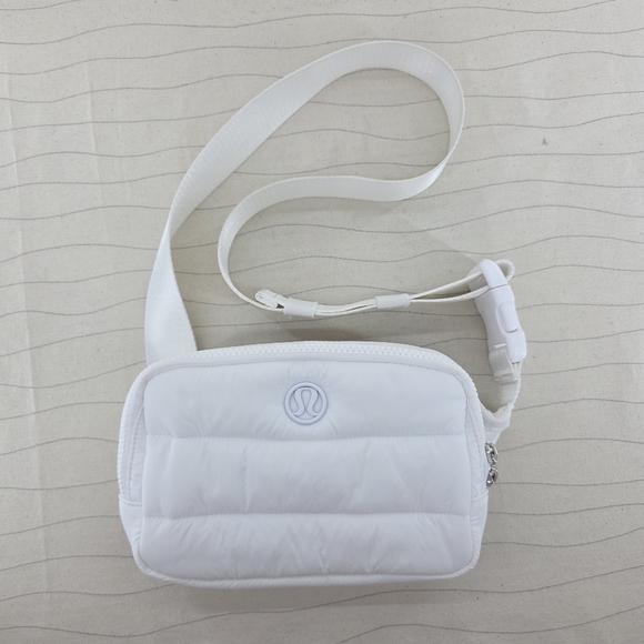 Lululemon Womens Wunder Puff Everywhere Belt Bag Large 2L Rhino White LU9BH0S - Picture 1 of 11